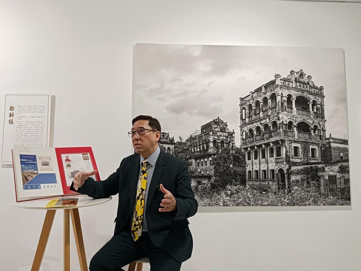 他用本土艺术讲述最美侨乡——香港企业家叶仕杰与他的品艺廊